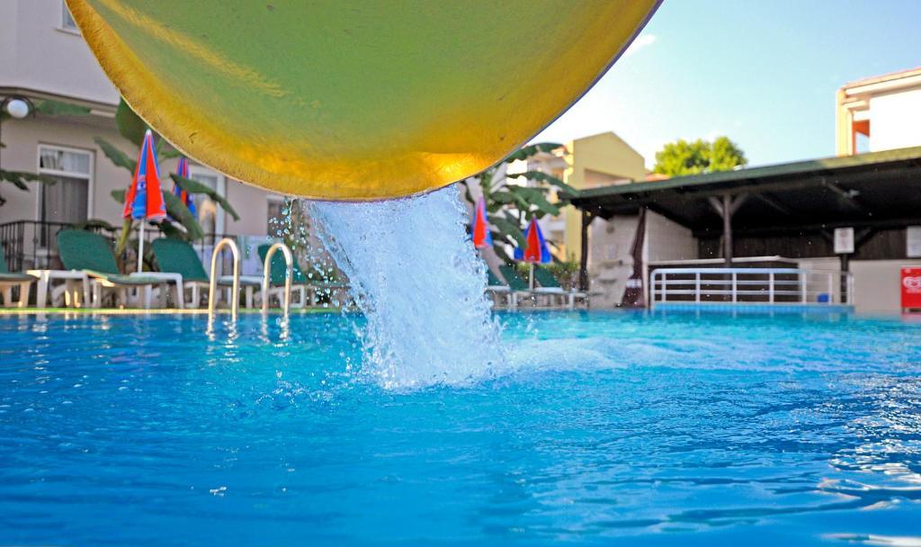 Melek Apart Hotel Fethiye Exterior foto
